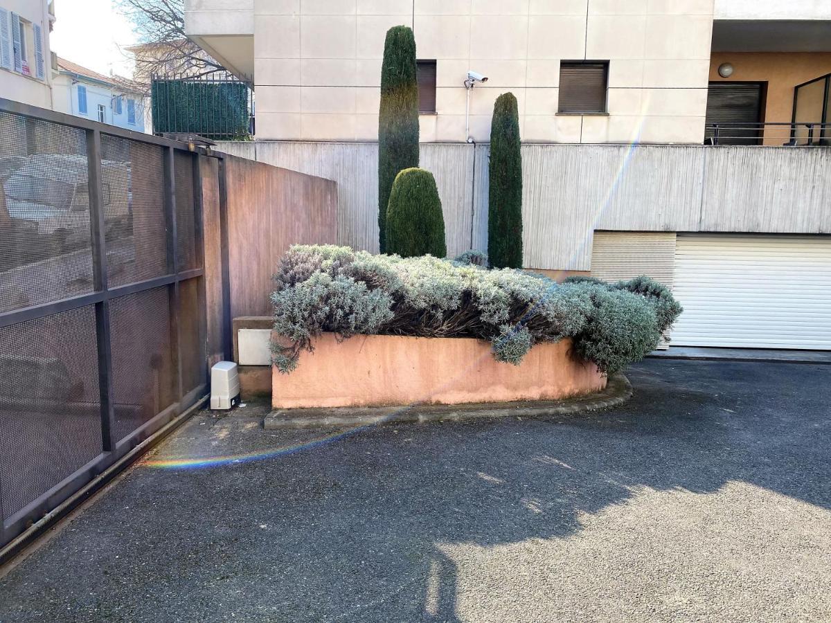 T2 Proche De La Gare, A 10 Minutes A Pieds De La Croisette, Piscine & Parking Dans Residence De Haut Standing Κάννες Εξωτερικό φωτογραφία
